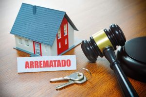 Quem pode participar do leilão extrajudicial?